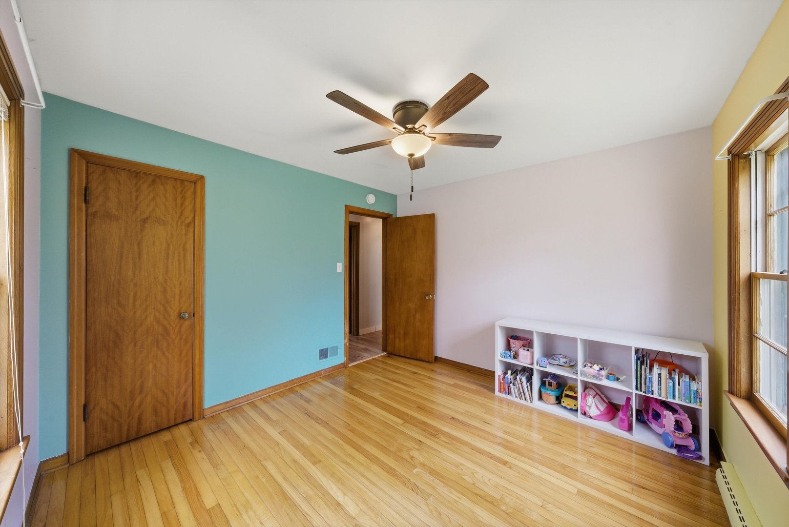 341 W Exchange Street, Crete, IL 60417