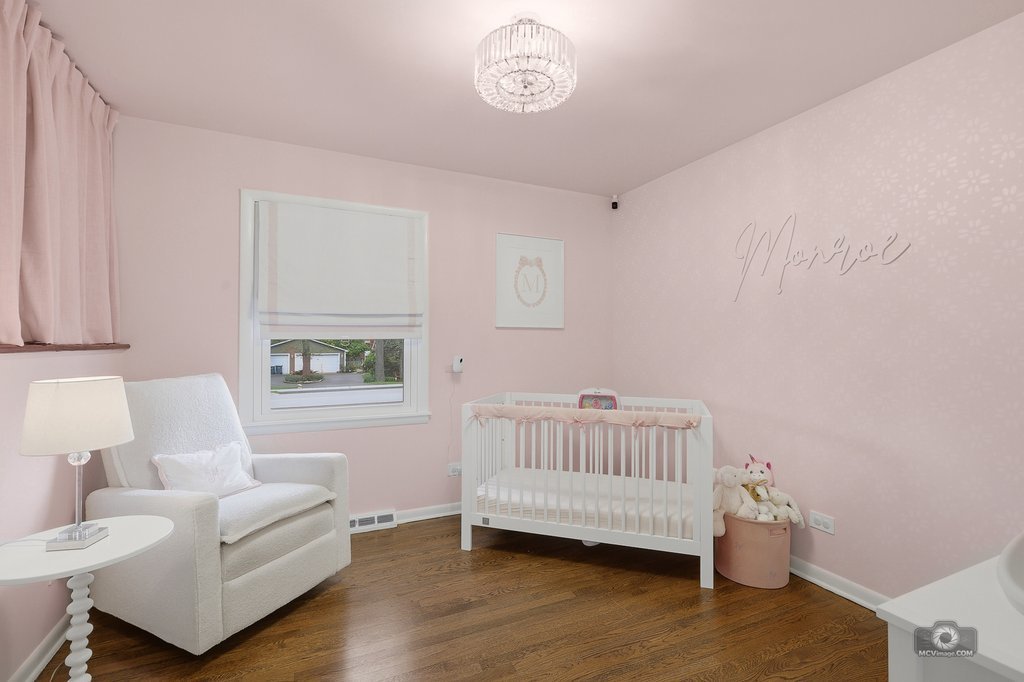 26W350 Jewell Road, Winfield, IL 60190