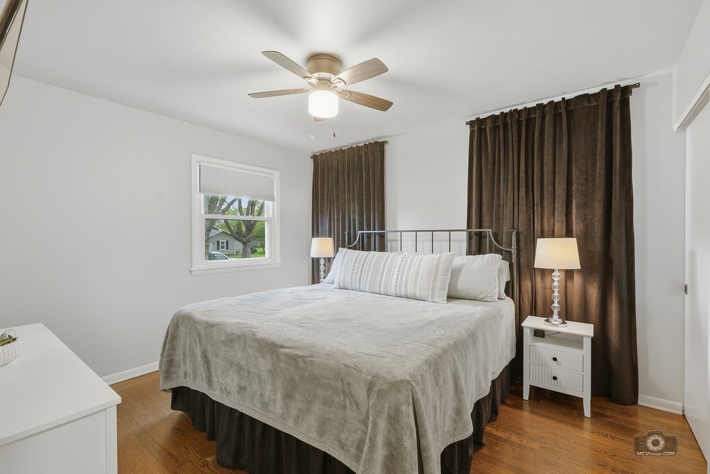 26W350 Jewell Road, Winfield, IL 60190