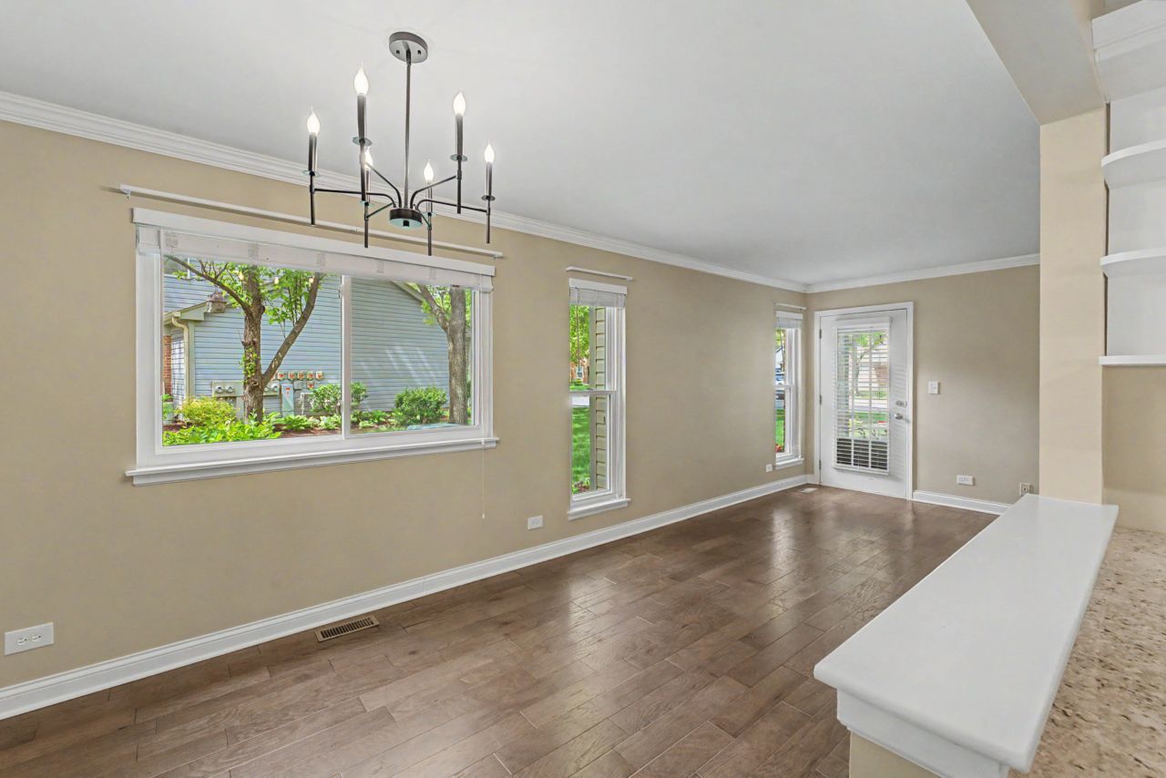 52 Brookston Drive #D1, Schaumburg, IL 60193