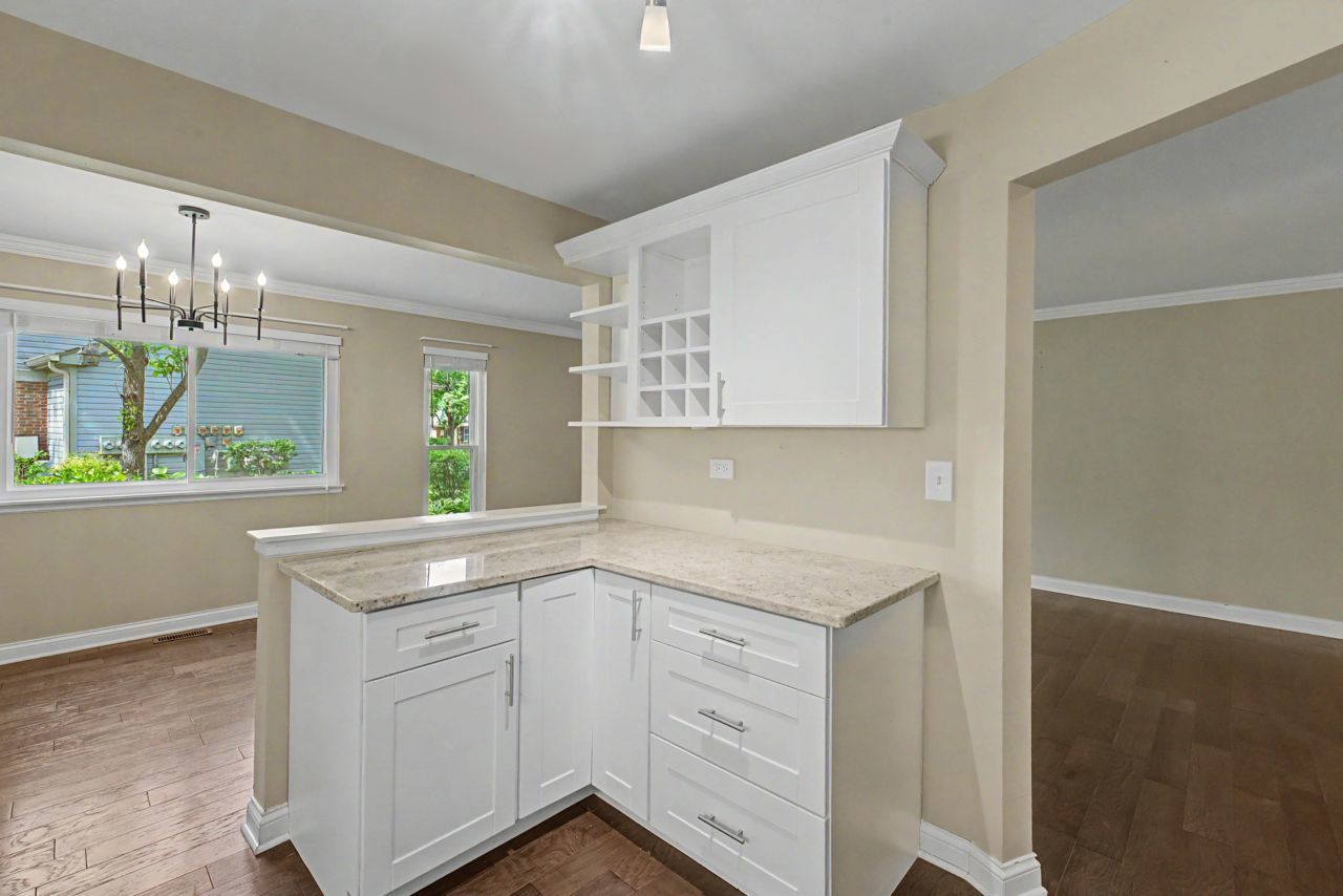 52 Brookston Drive #D1, Schaumburg, IL 60193
