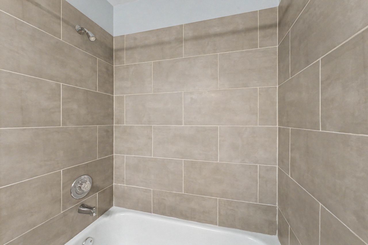 52 Brookston Drive #D1, Schaumburg, IL 60193