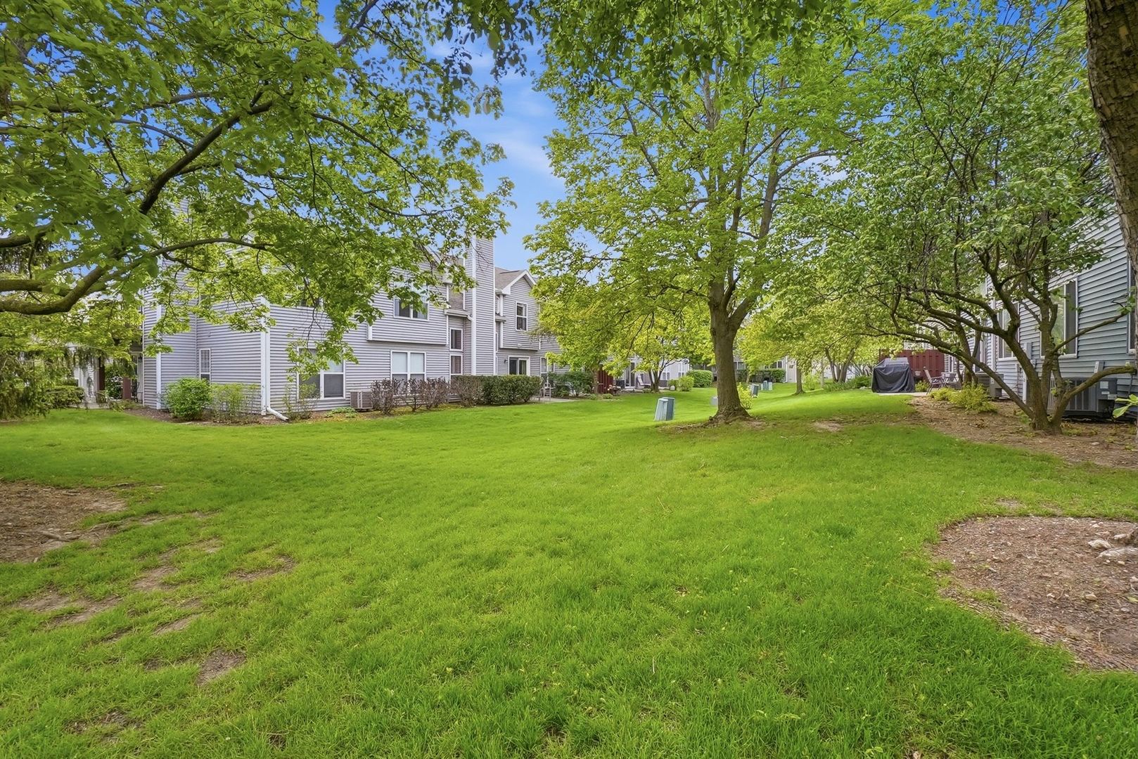 1427 Shawford Way, Elgin, IL 60120