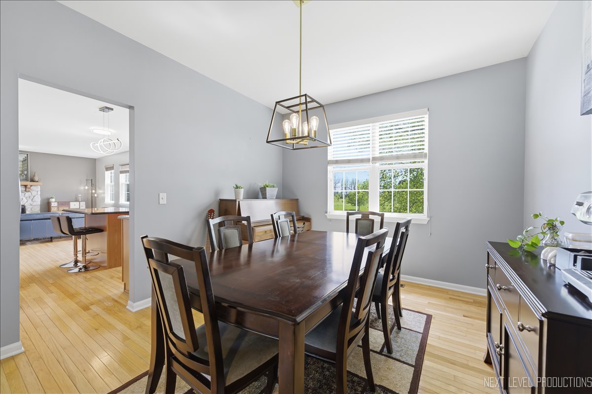 3415 Timber Creek Lane, Naperville, IL 60565