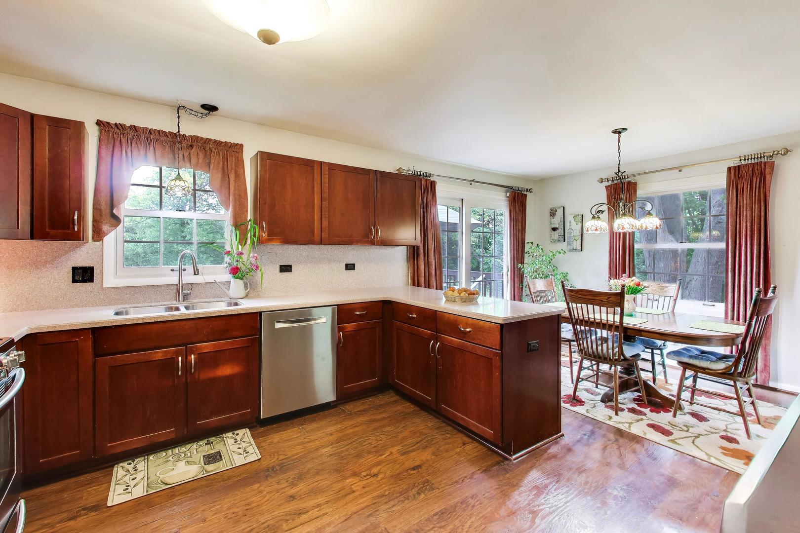 34073 N Fairfield Road, Round Lake, IL 60073