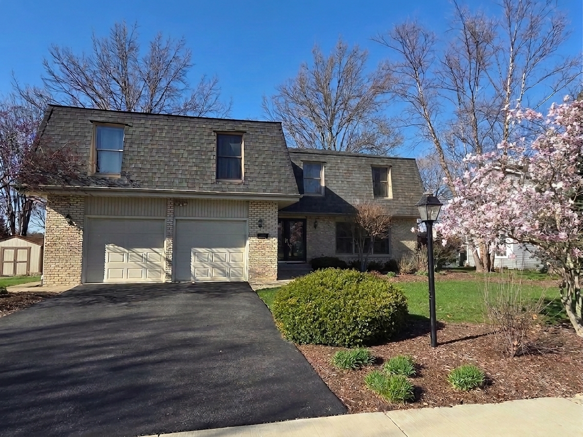 1740 Oxnard Drive, Downers Grove, IL 60516
