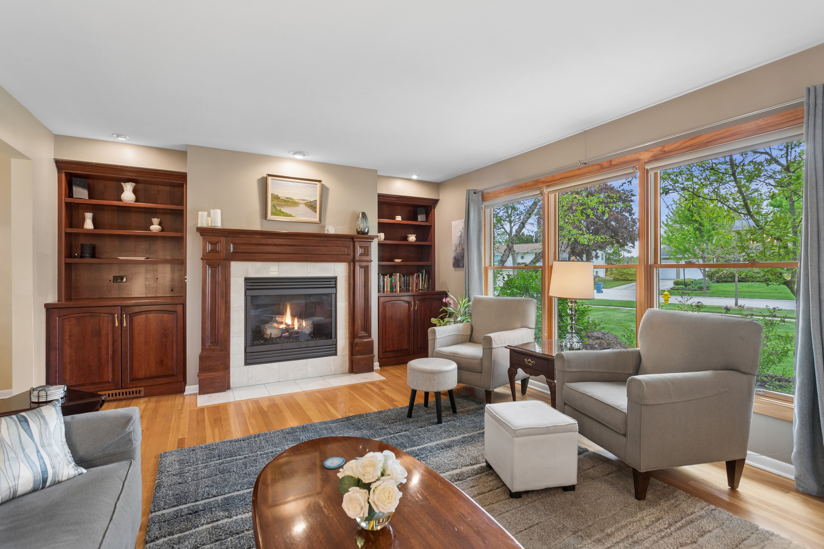 1740 Oxnard Drive, Downers Grove, IL 60516