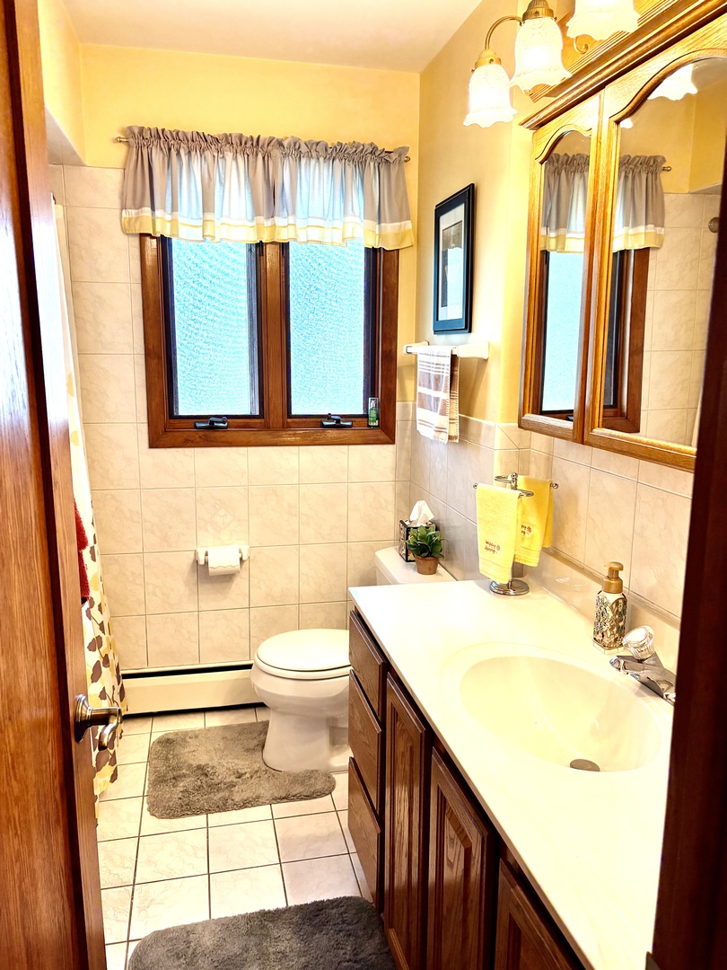 21 N Waterman Avenue, Arlington Heights, IL 60004