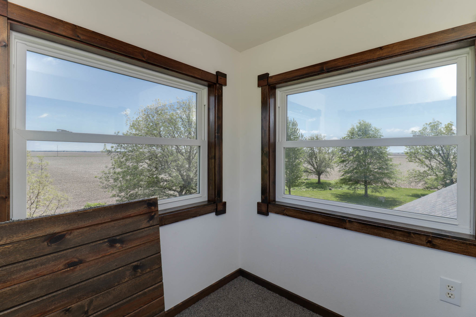12014 Prairie Center Road, Clinton, IL 61727