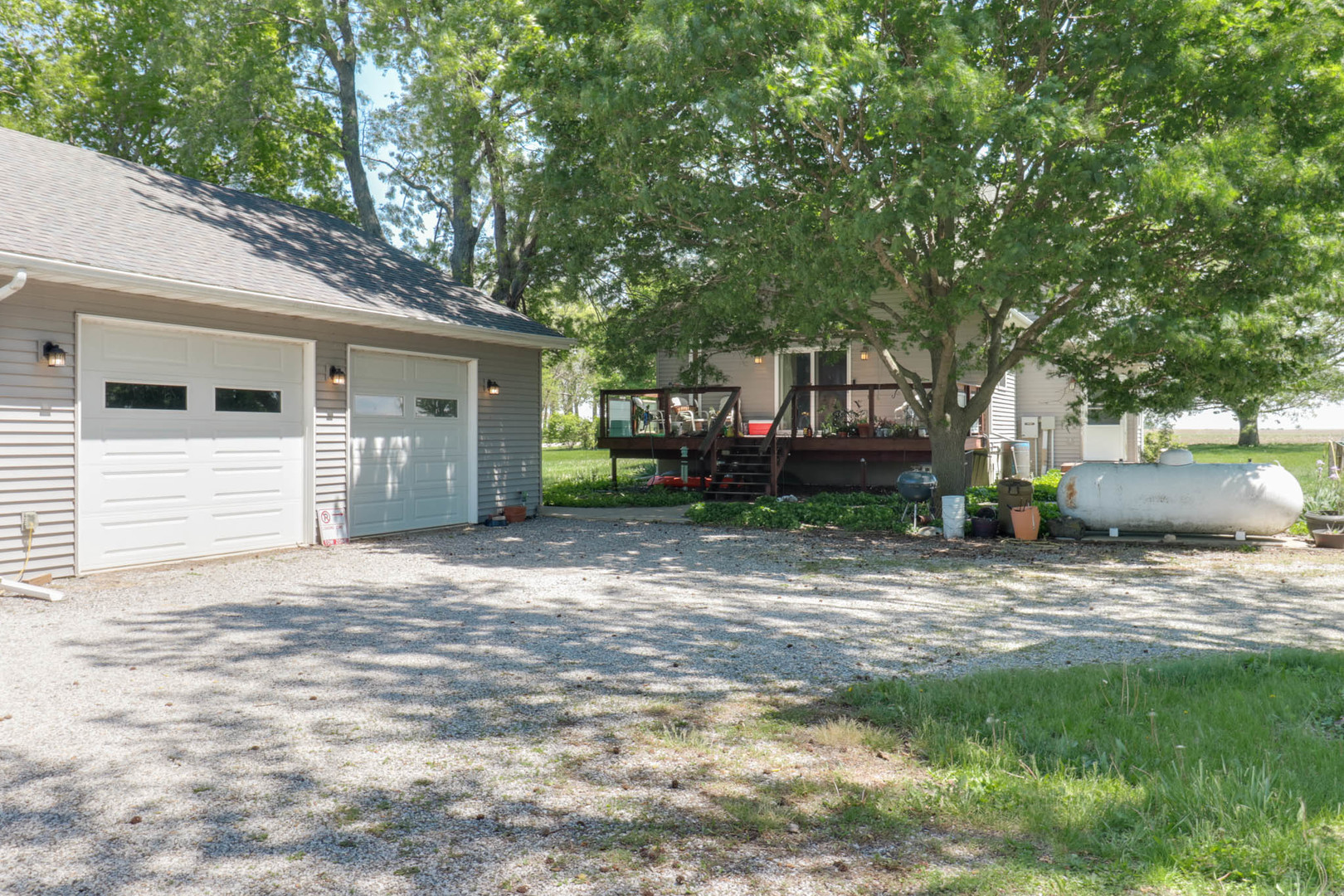 12014 Prairie Center Road, Clinton, IL 61727