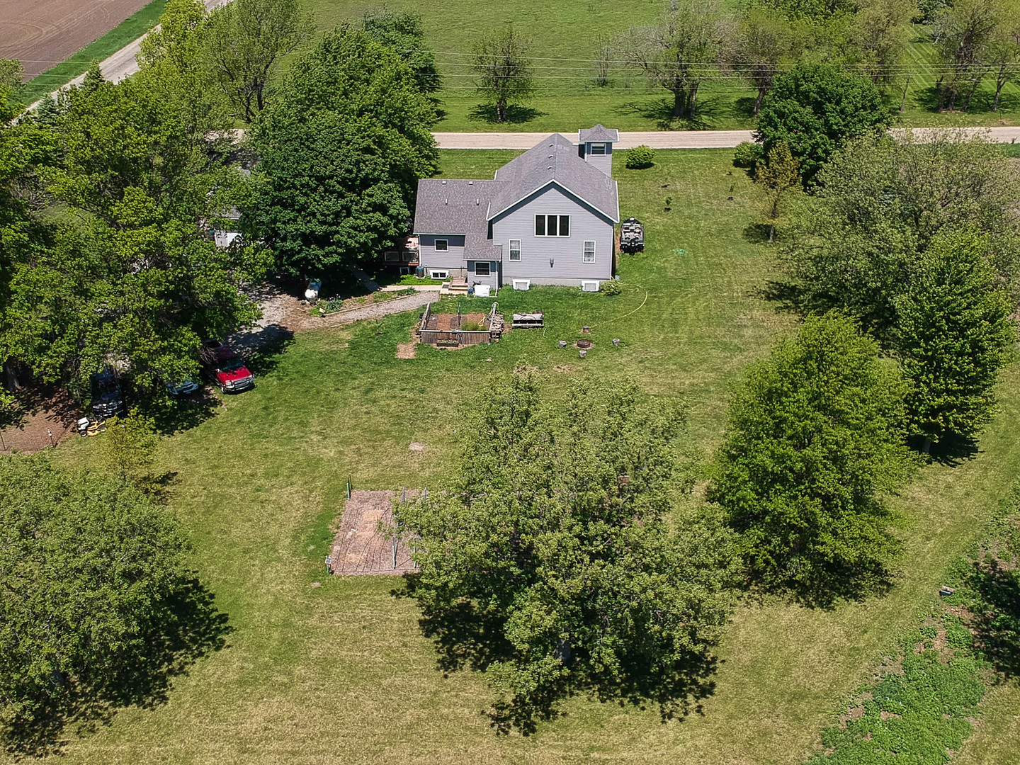 12014 Prairie Center Road, Clinton, IL 61727