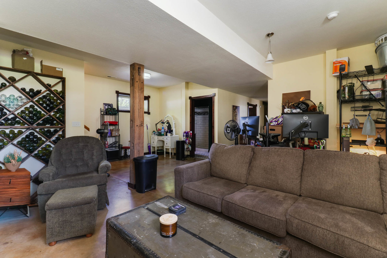 12014 Prairie Center Road, Clinton, IL 61727