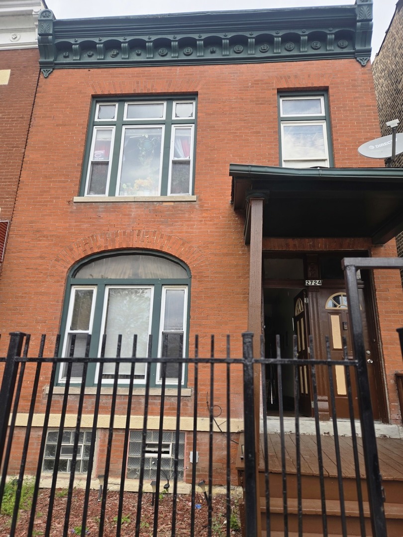 2724 W Jackson Boulevard, Chicago, IL 60612