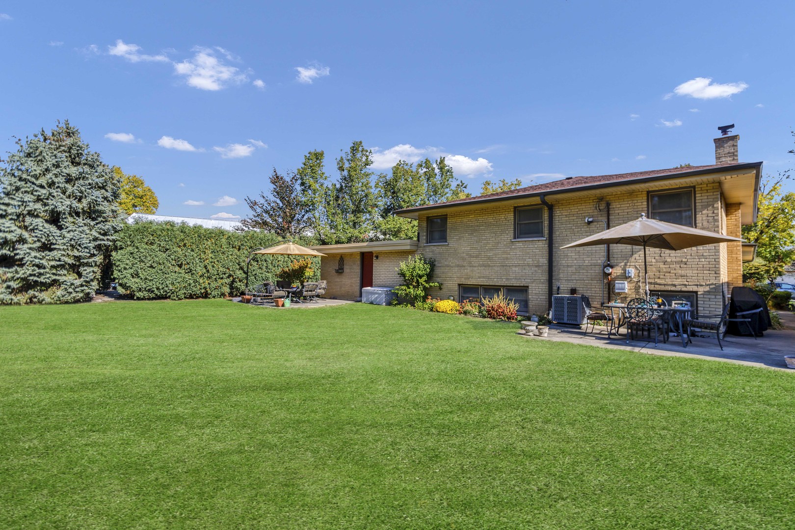 9120 Karlov Avenue, Oak Lawn, IL 60453