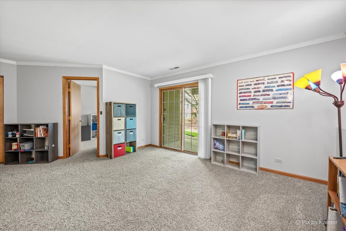 836 Millcreek Circle #836, Elgin, IL 60123