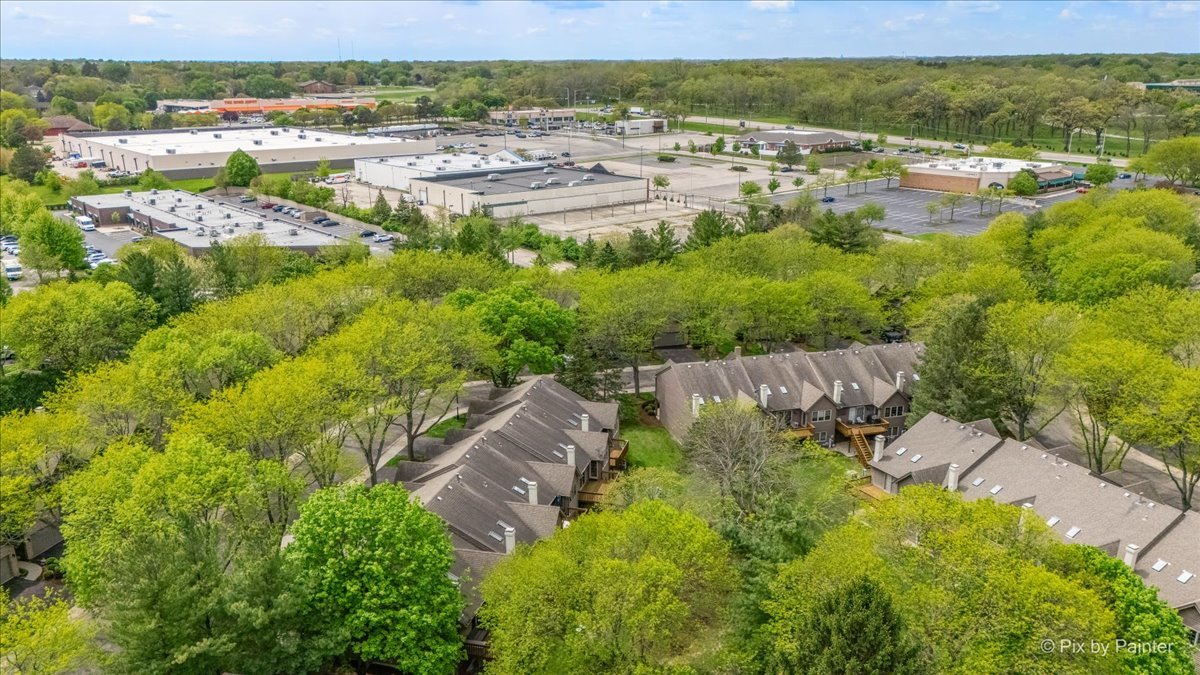 836 Millcreek Circle #836, Elgin, IL 60123