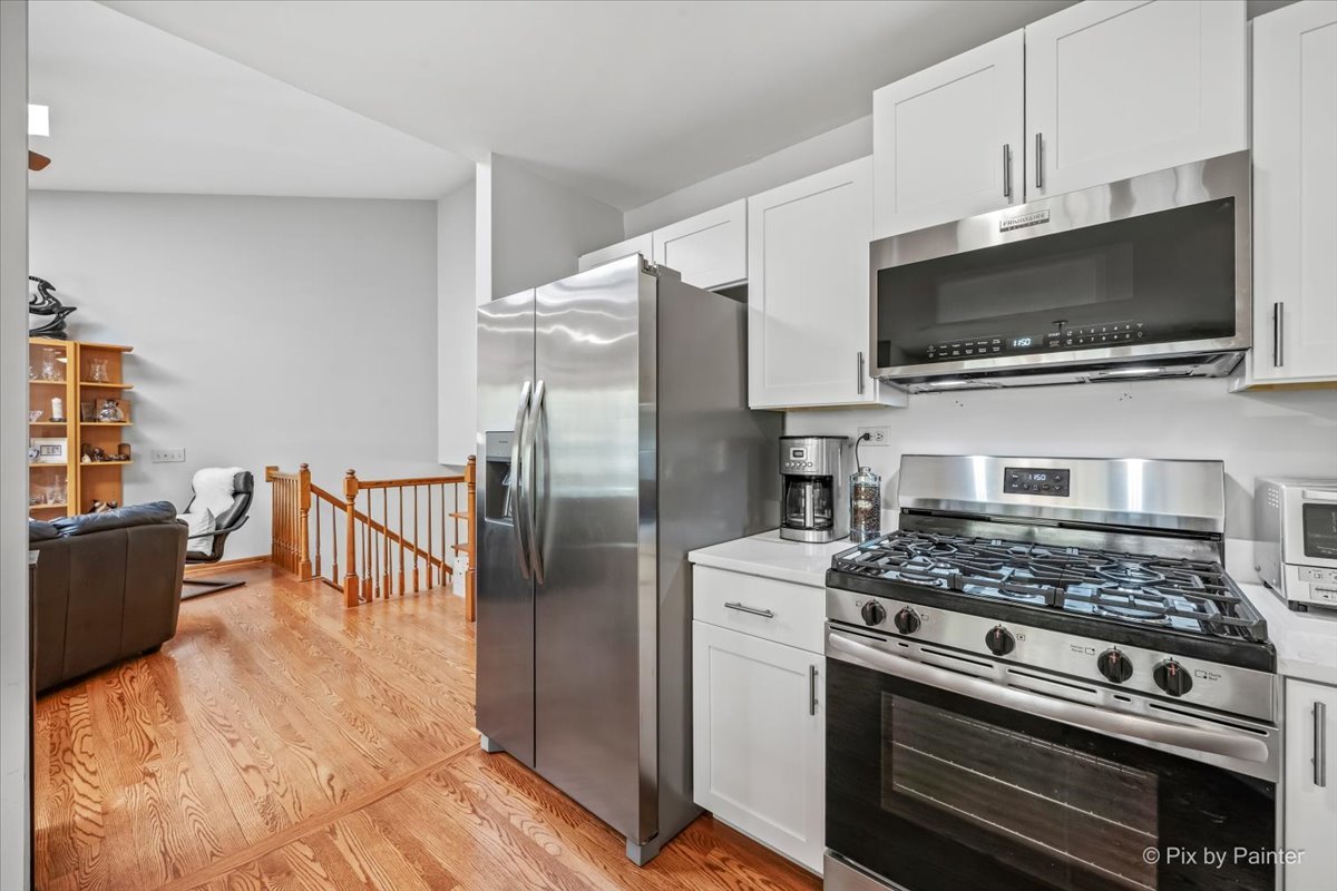 836 Millcreek Circle #836, Elgin, IL 60123