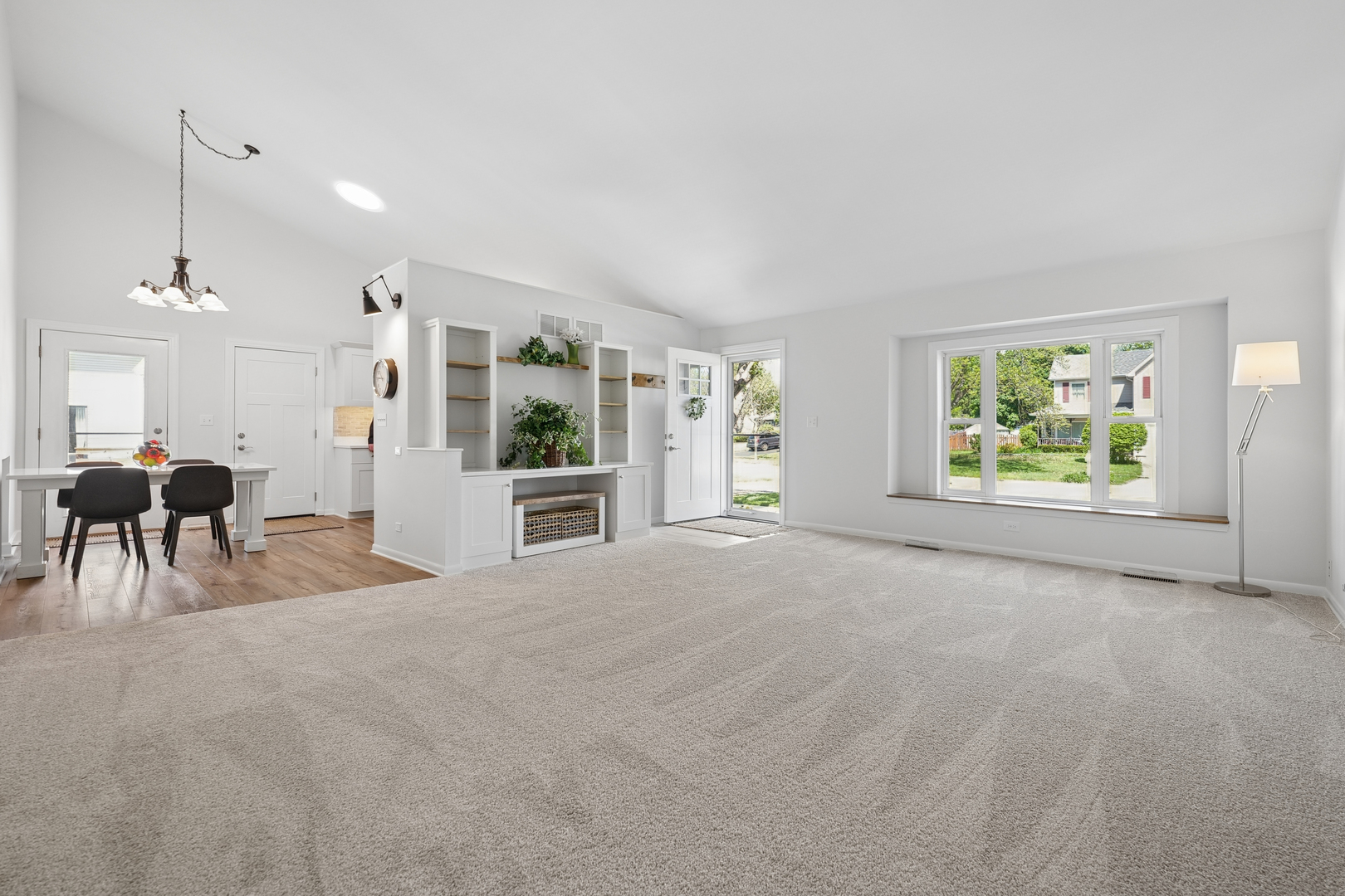 2404 Flambeau Drive, Naperville, IL 60564