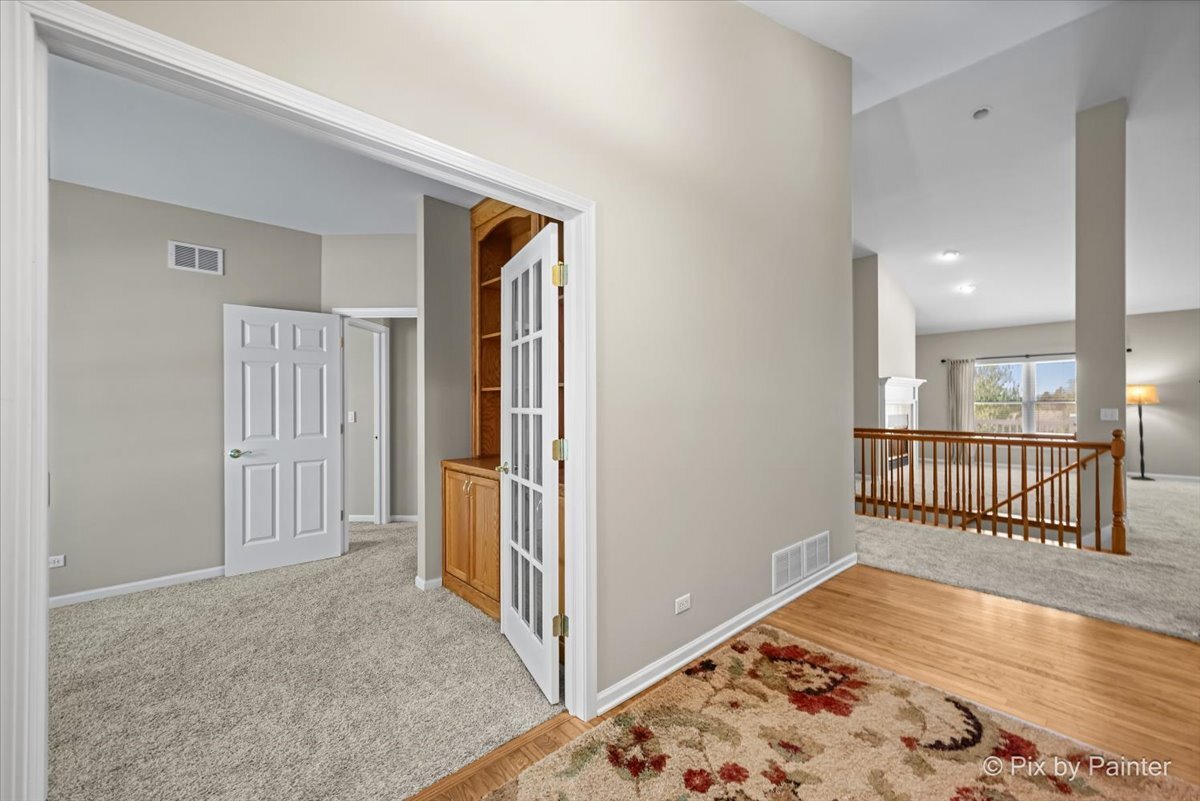 3941 Willow View Drive, Lake In The Hills, IL 60156