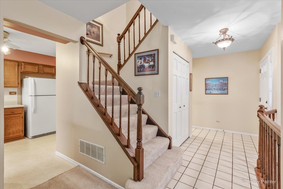 2106 Glasgow Court, Hanover Park, IL 60133
