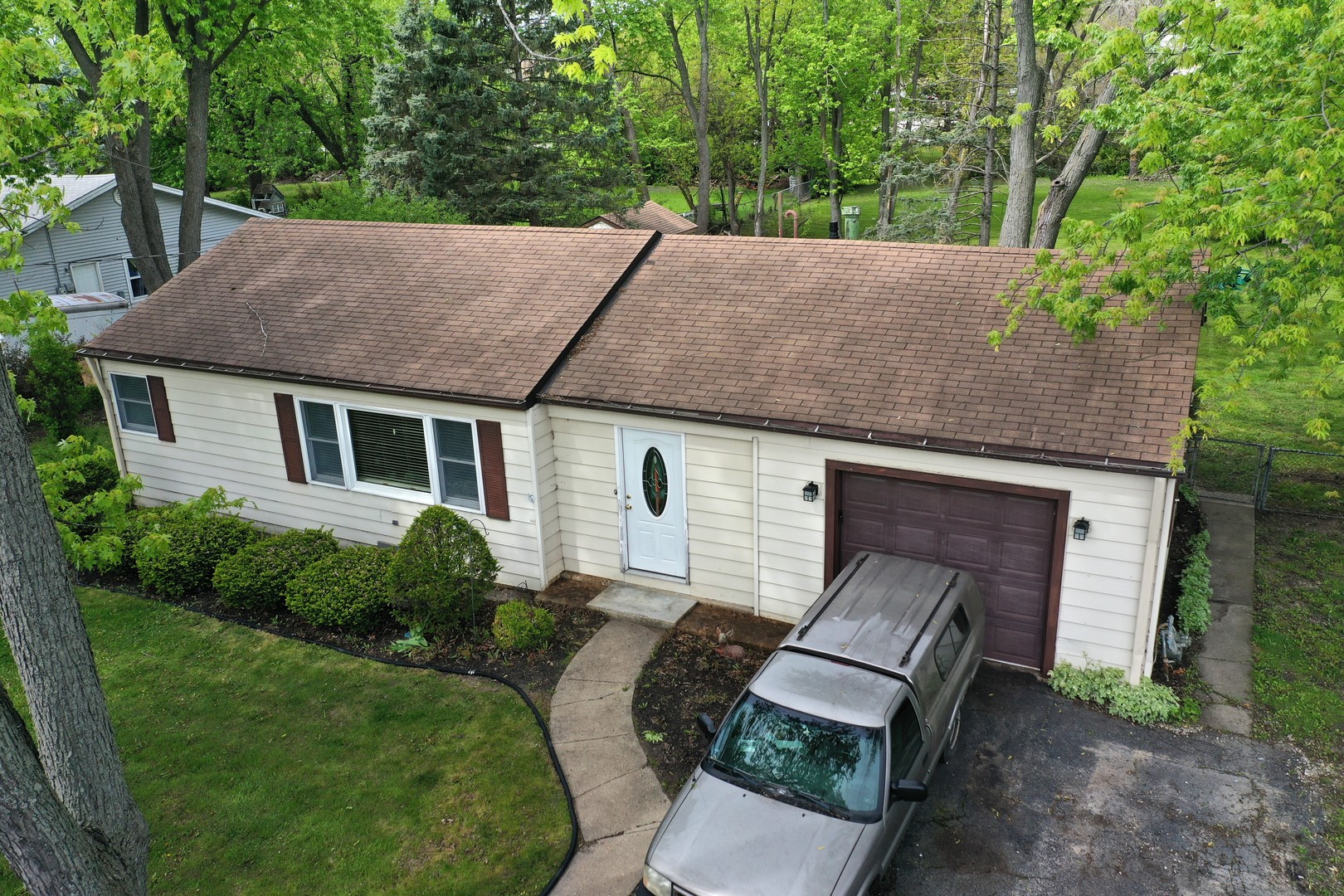 3336 N Betty Drive, Arlington Heights, IL 60004
