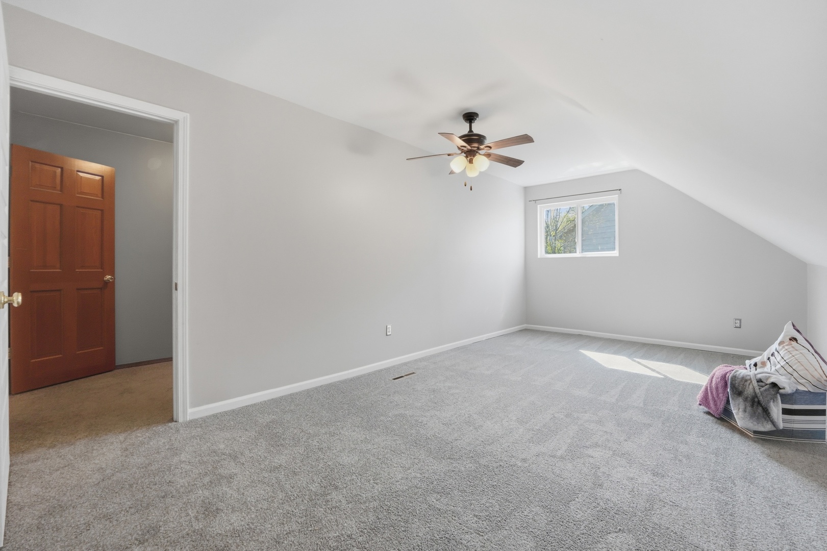 1133 Tewes Lane, Beach Park, IL 60099