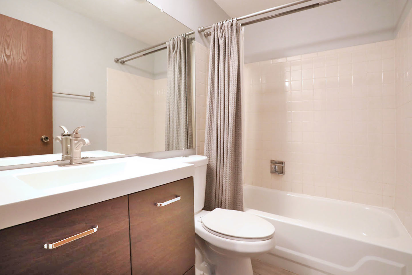 1143 Auburn Lane #1143, Buffalo Grove, IL 60089
