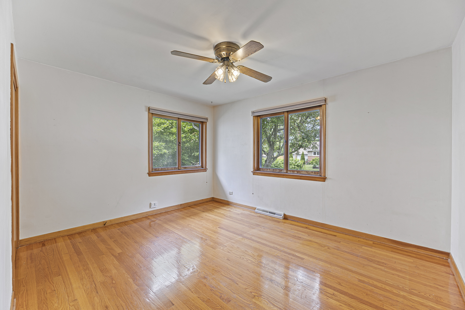 253 Heather Avenue, Grayslake, IL 60030