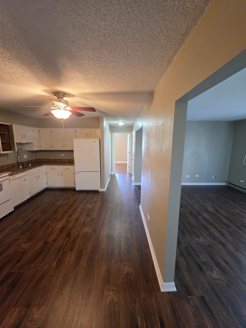 220 Madison Street #2A, Joliet, IL 60435