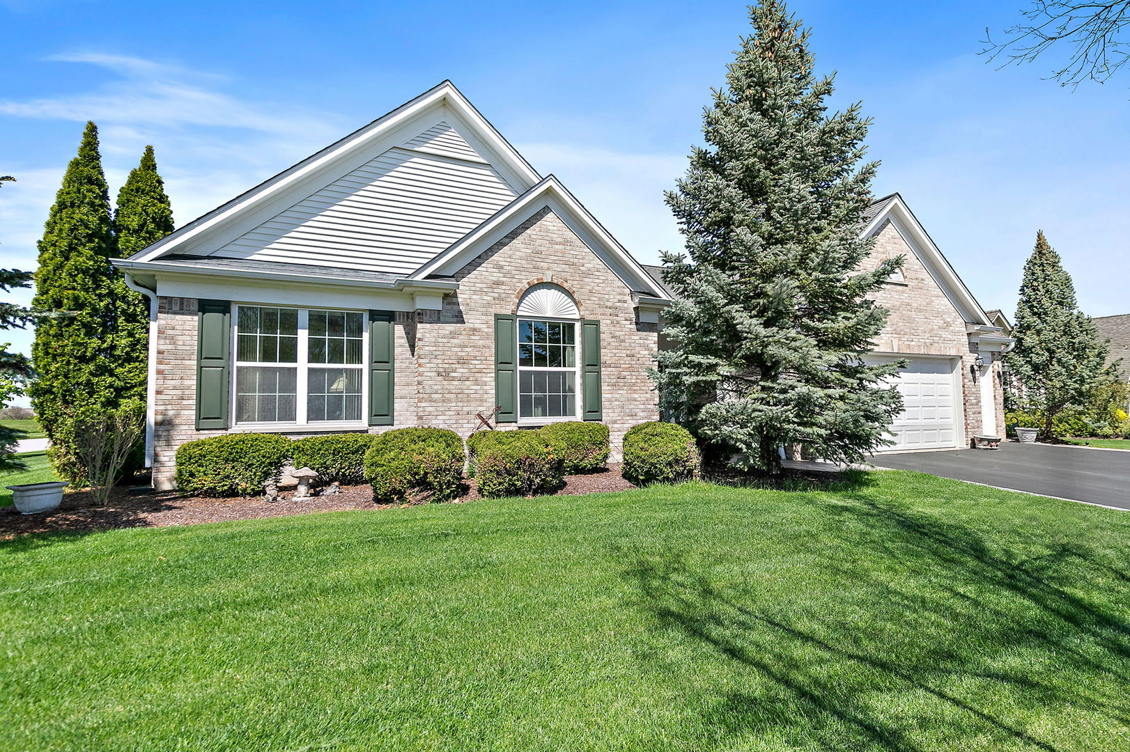 12663 Bluebell Avenue, Huntley, IL 60142