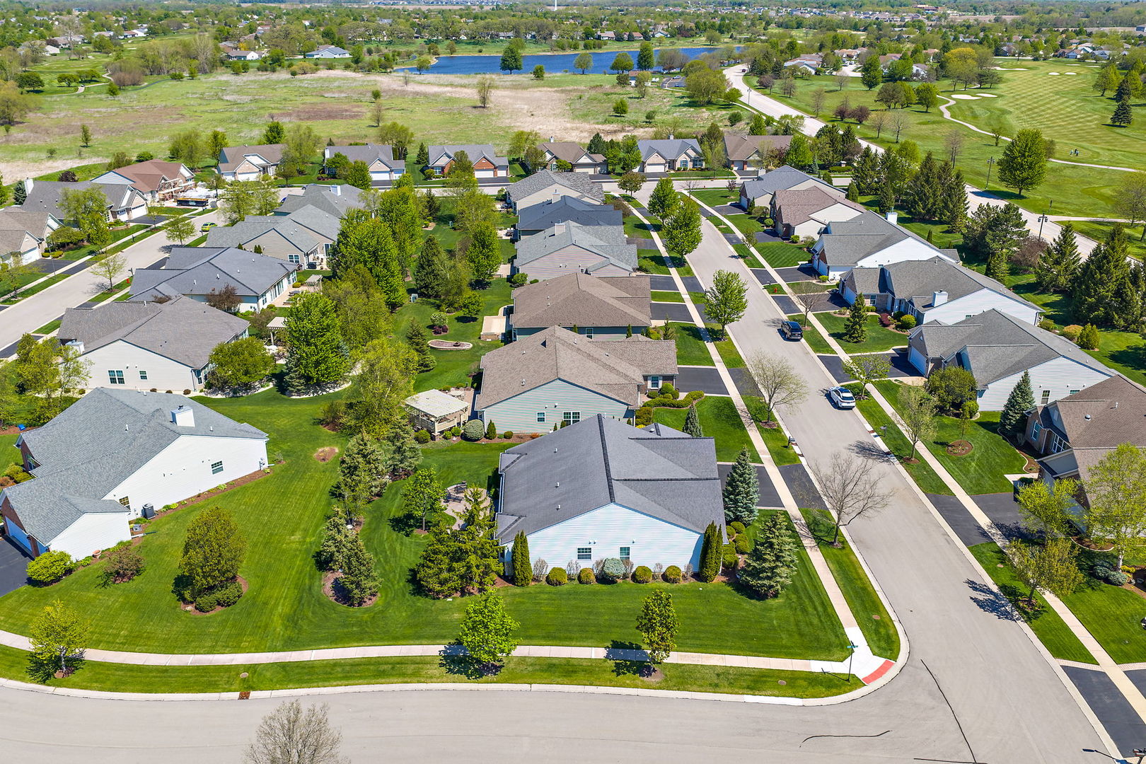 12663 Bluebell Avenue, Huntley, IL 60142