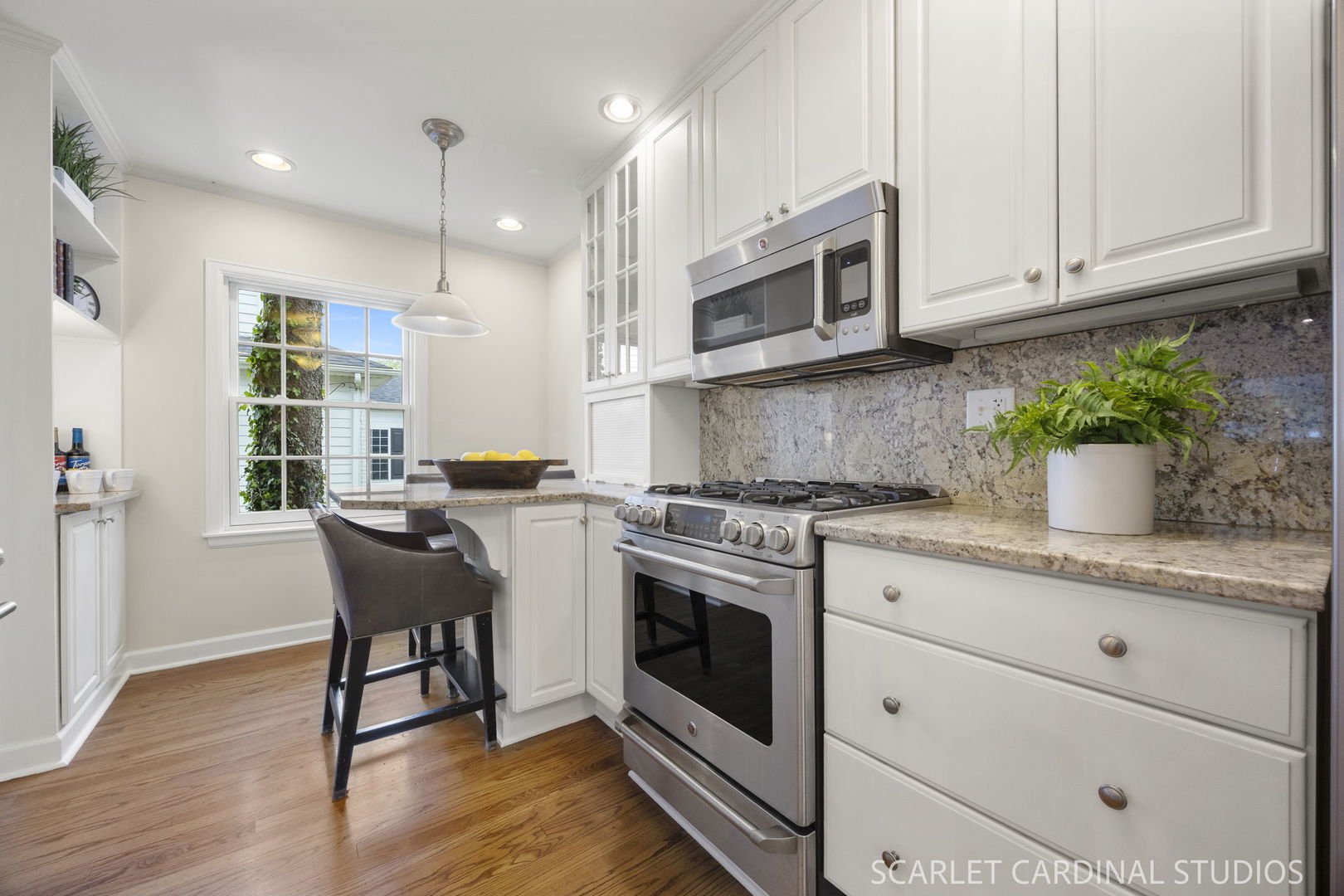 918 Cherry Street, Wheaton, IL 60187