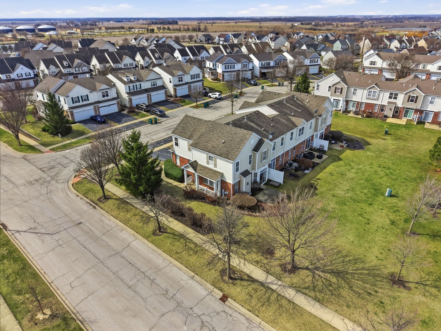 1008 Heron Circle #1, Joliet, IL 60431