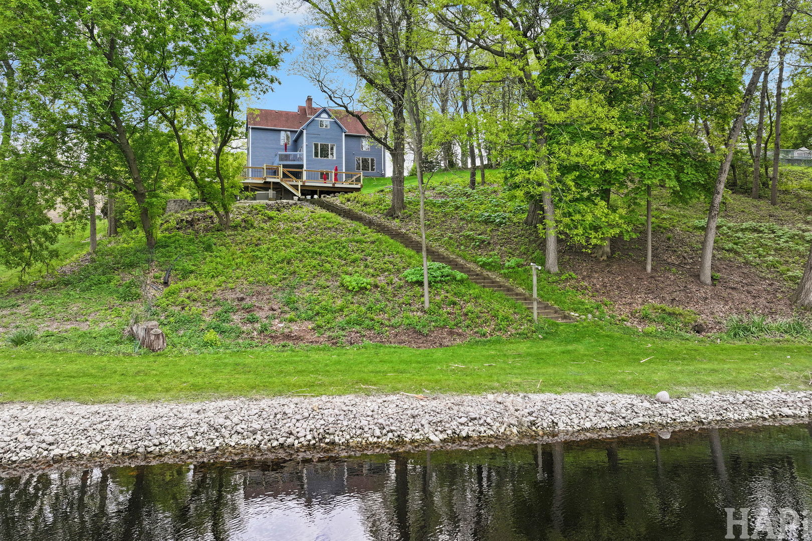 7207 Viscaya Drive, Spring Grove, IL 60081