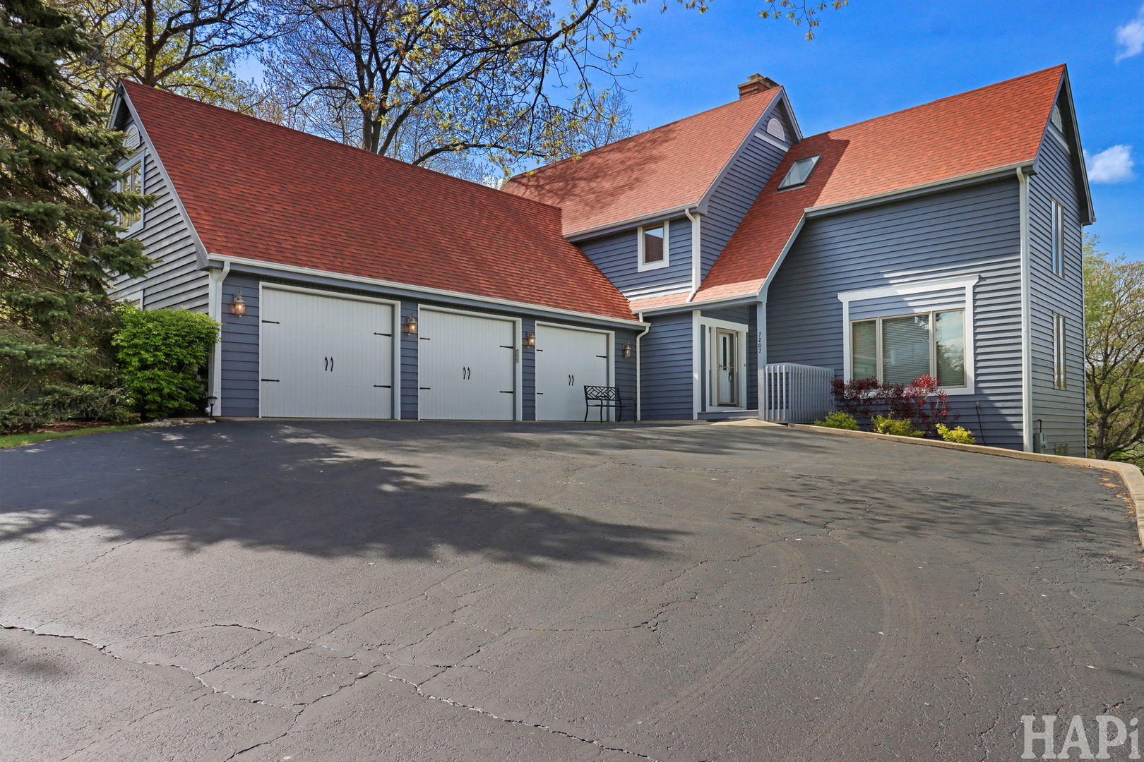 7207 Viscaya Drive, Spring Grove, IL 60081