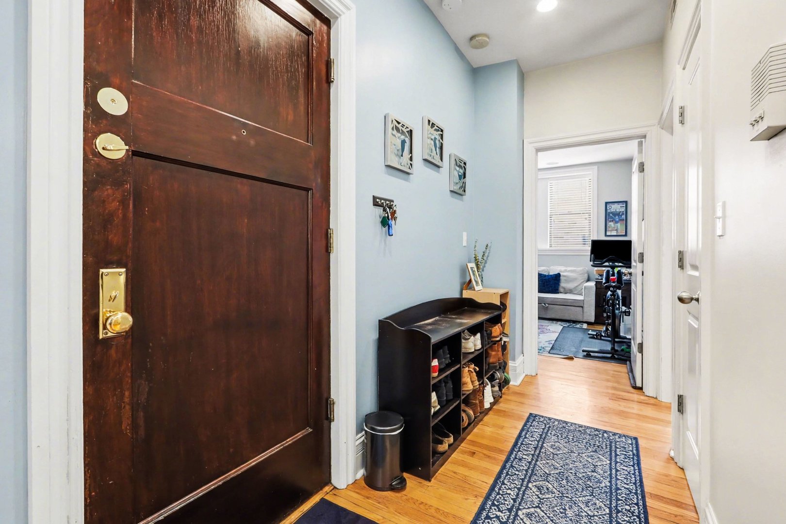 918 W Schubert Avenue #1, Chicago, IL 60614