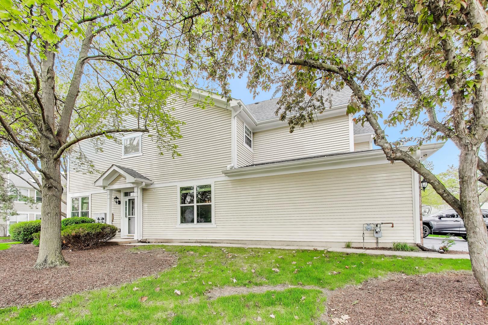 903 Sheridan Circle, Naperville, IL 60563