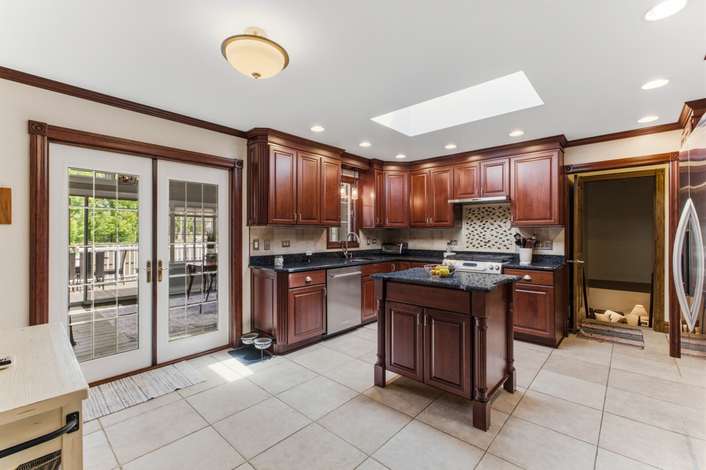 8144 ELIZABETH Avenue, Orland Park, IL 60462