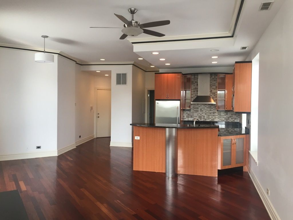 36 S Ashland Avenue #303, Chicago, IL 60607