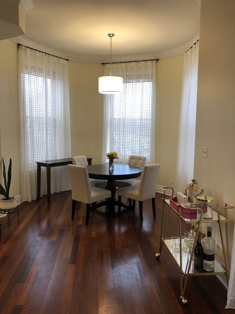 36 S Ashland Avenue #303, Chicago, IL 60607