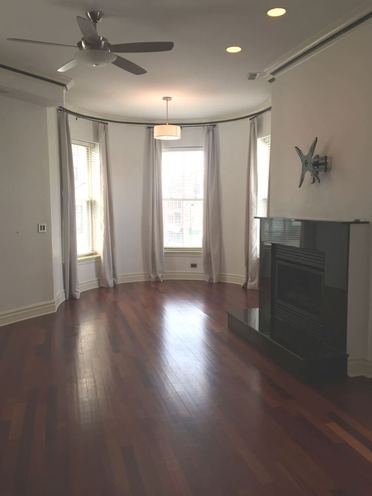 36 S Ashland Avenue #303, Chicago, IL 60607