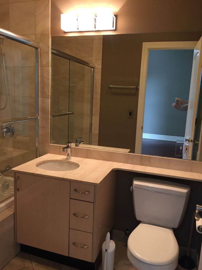 36 S Ashland Avenue #303, Chicago, IL 60607