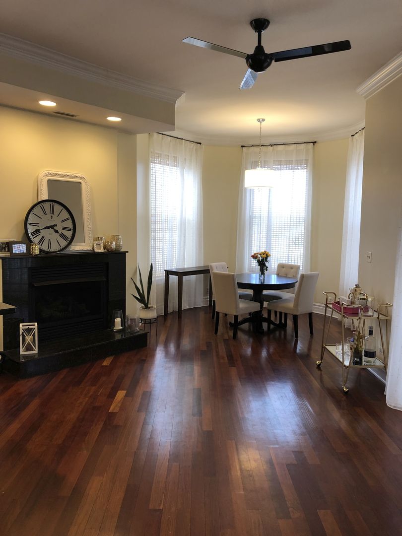 36 S Ashland Avenue #303, Chicago, IL 60607