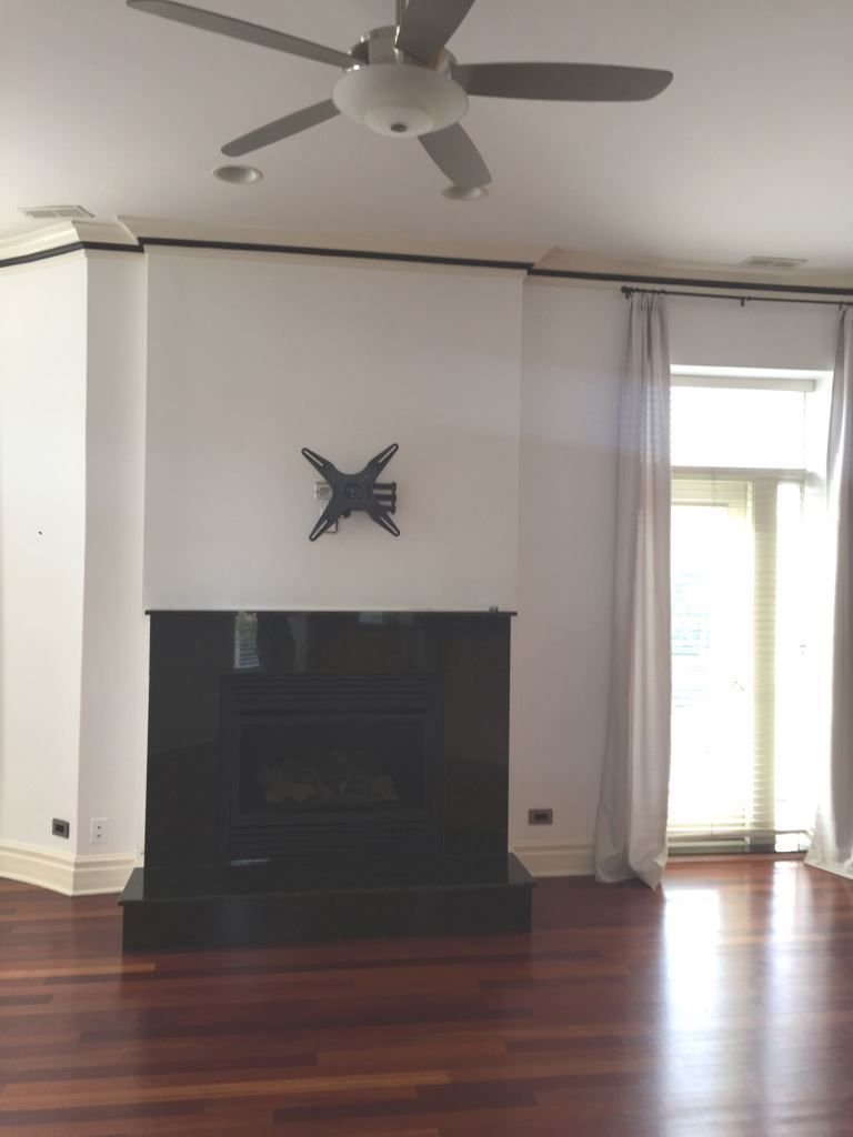 36 S Ashland Avenue #303, Chicago, IL 60607