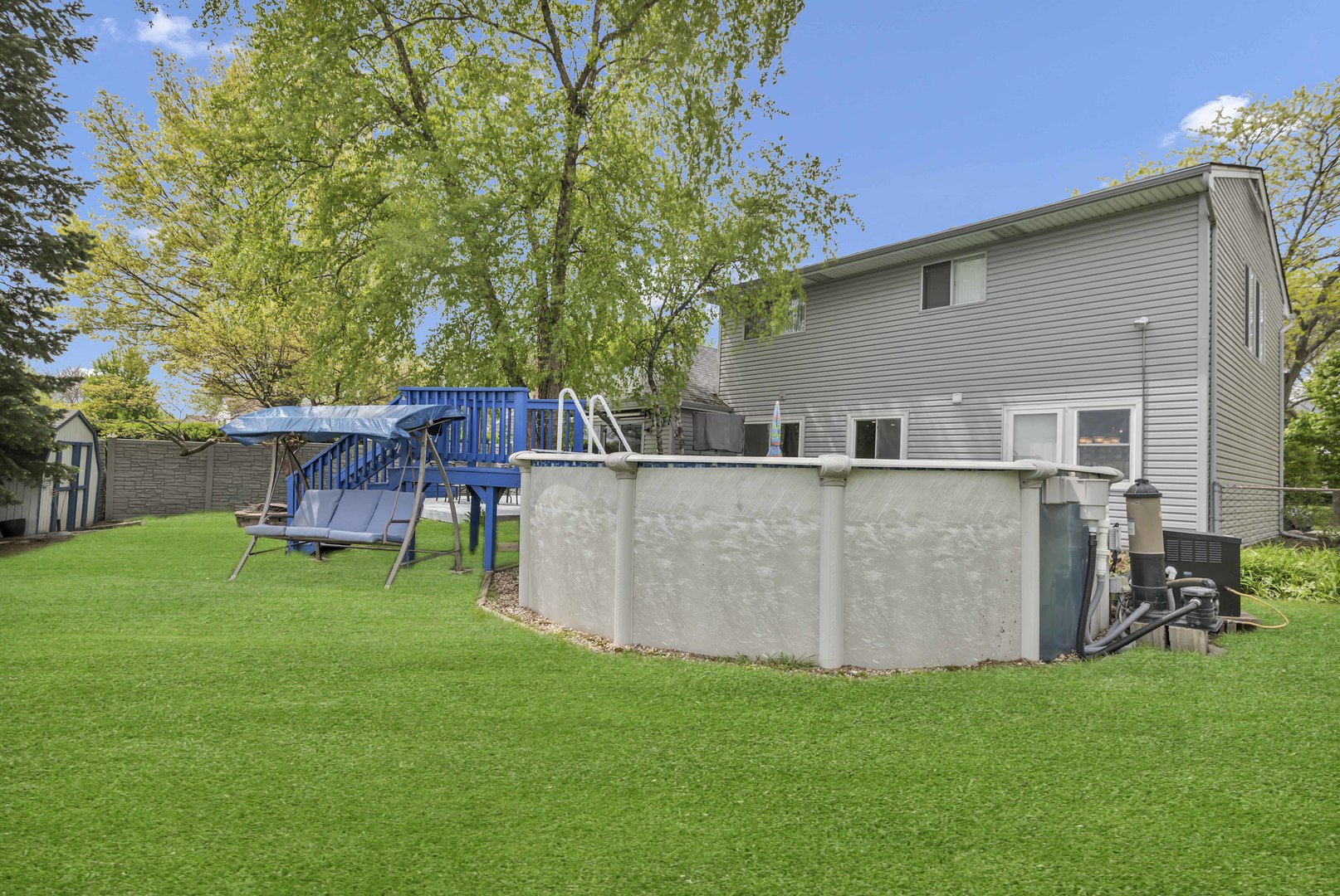 745 Quincy Drive, Roselle, IL 60172
