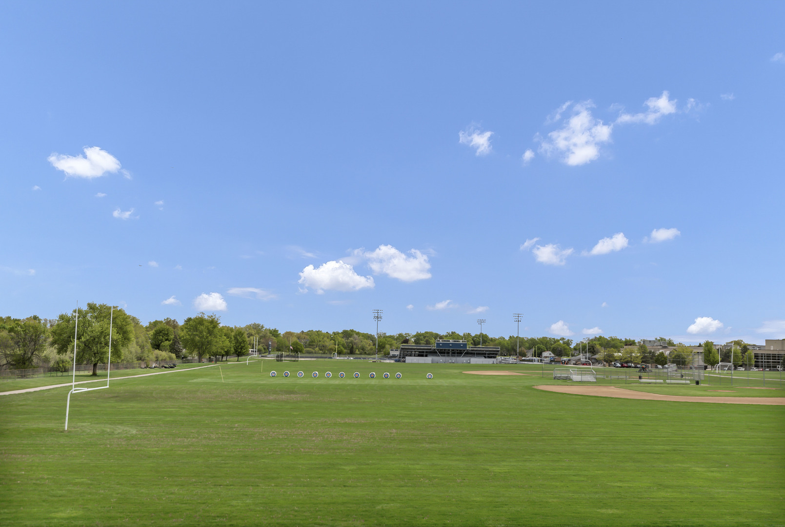 745 Quincy Drive, Roselle, IL 60172
