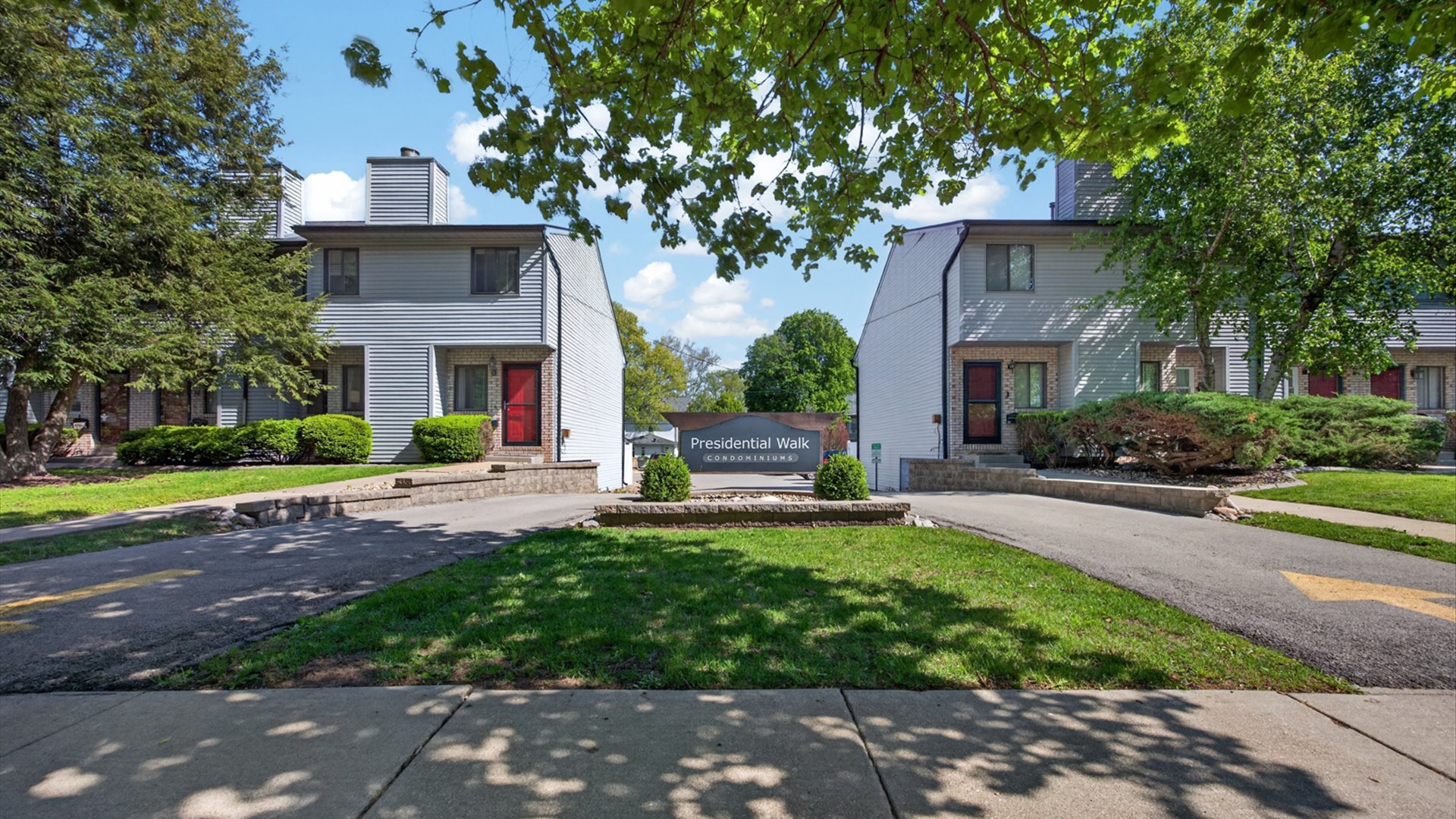 1108 E Jefferson Street #7, Bloomington, IL 61701