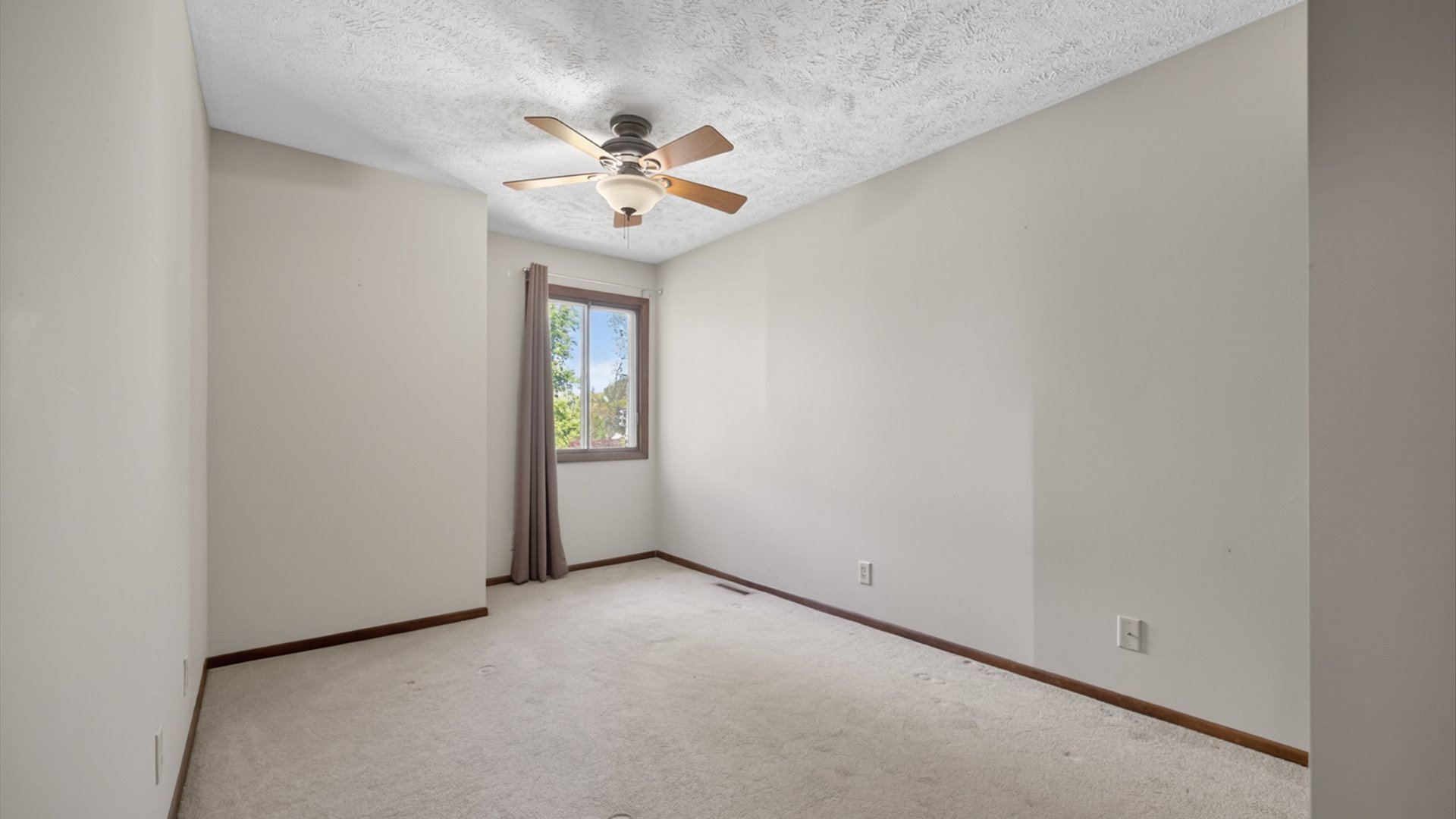 1108 E Jefferson Street #7, Bloomington, IL 61701