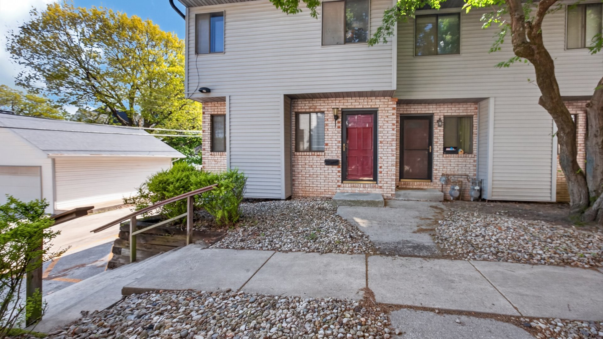 1108 E Jefferson Street #7, Bloomington, IL 61701