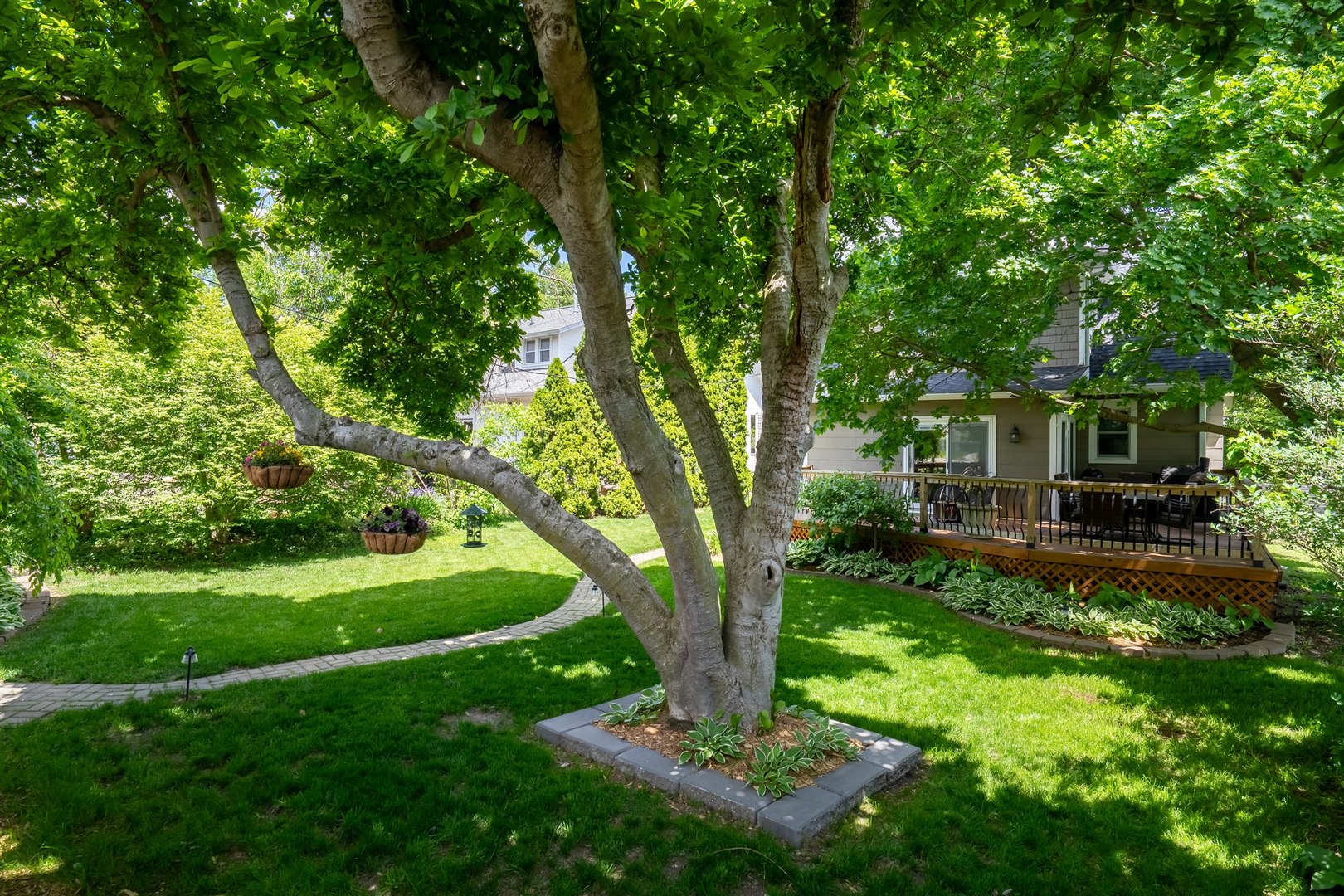 405 N Franklin Street, Roanoke, IL 61561